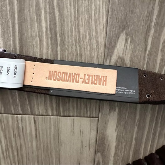 ✔️HARLEY DAVIDSON MENS STUDDED AND RIBBED LEATHER BELT - Picture 6 of 9